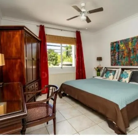 Parini Holiday home *
