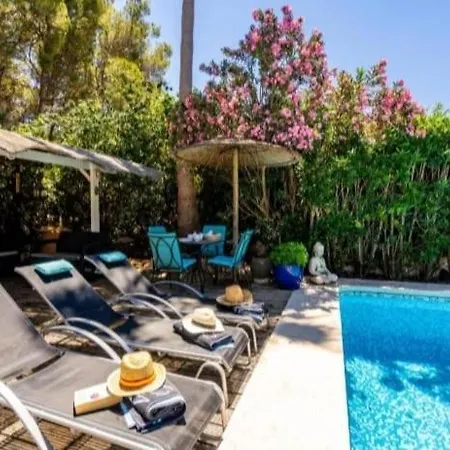 Parini Holiday home
